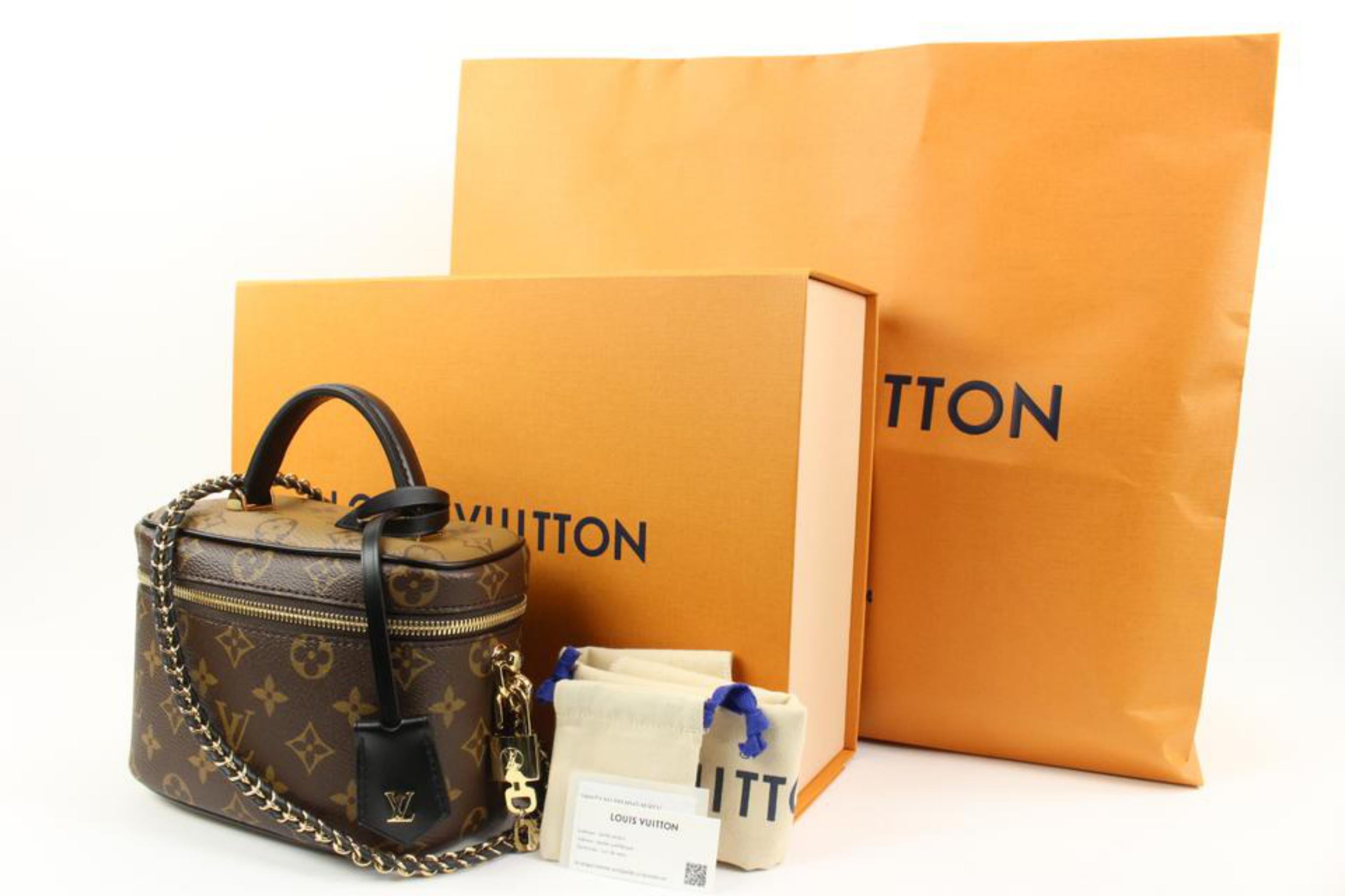 Louis Vuitton Monogram Reverse Vanity PM Crossbody Train Case  Bag 39lv217s For Sale 4