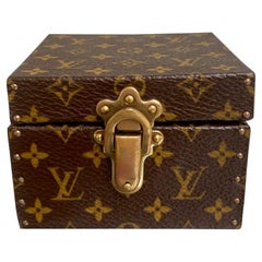 Louis Vuitton Monogram Ring Trunk Case