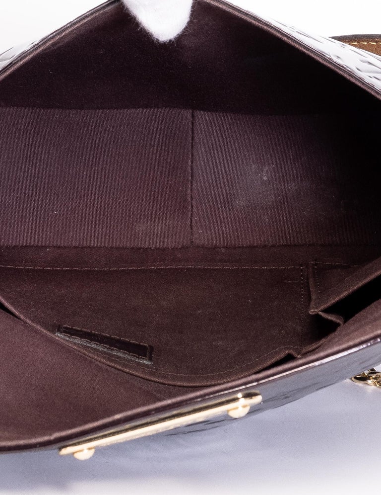 Louis Vuitton Vernis Rodeo Drive Bag - Red Shoulder Bags, Handbags -  LOU29036