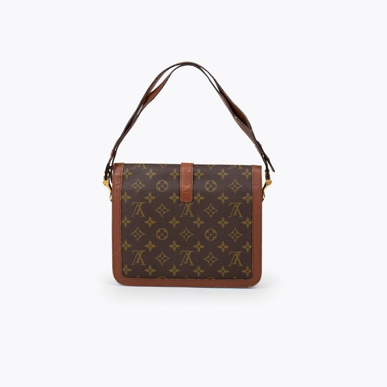 Vintage Authentic Louis Vuitton Monogram Sac Rond Point Shoulder Bag
