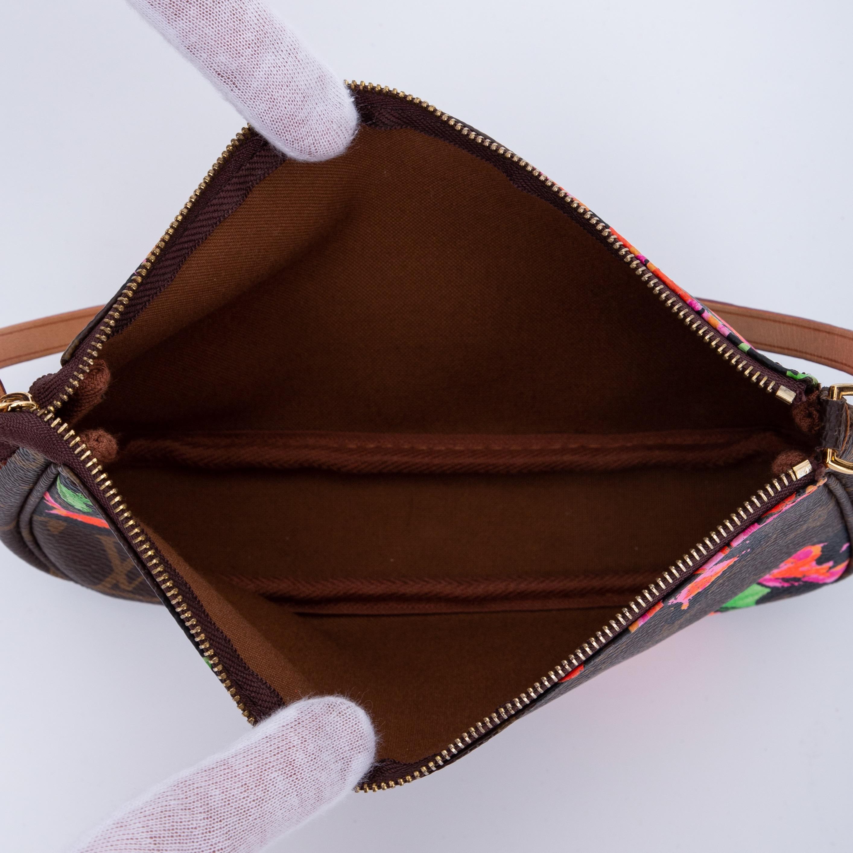 Louis Vuitton Monogram Roses Pochette Accessories (2008) Shoulder bag 2