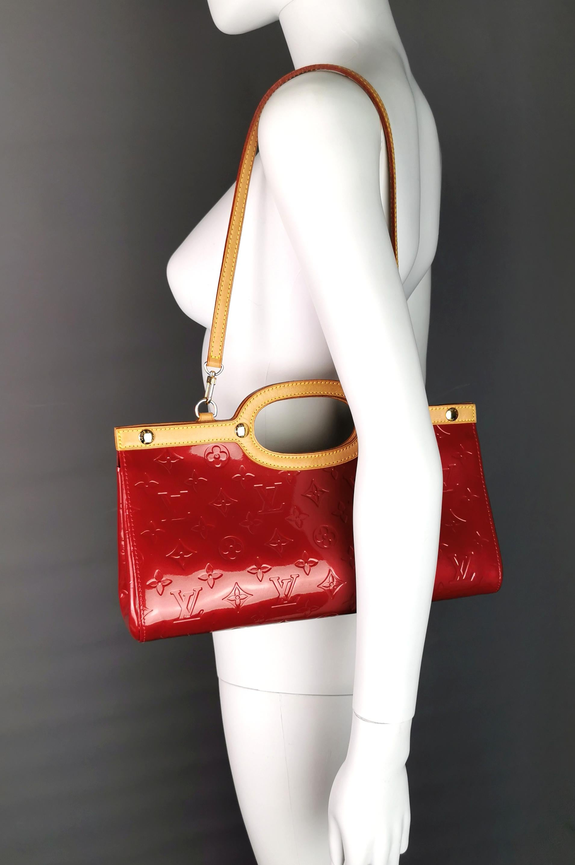 Louis Vuitton monogram Roxbury Drive handbag, Pomme D'amour, Red Vernis leather 8