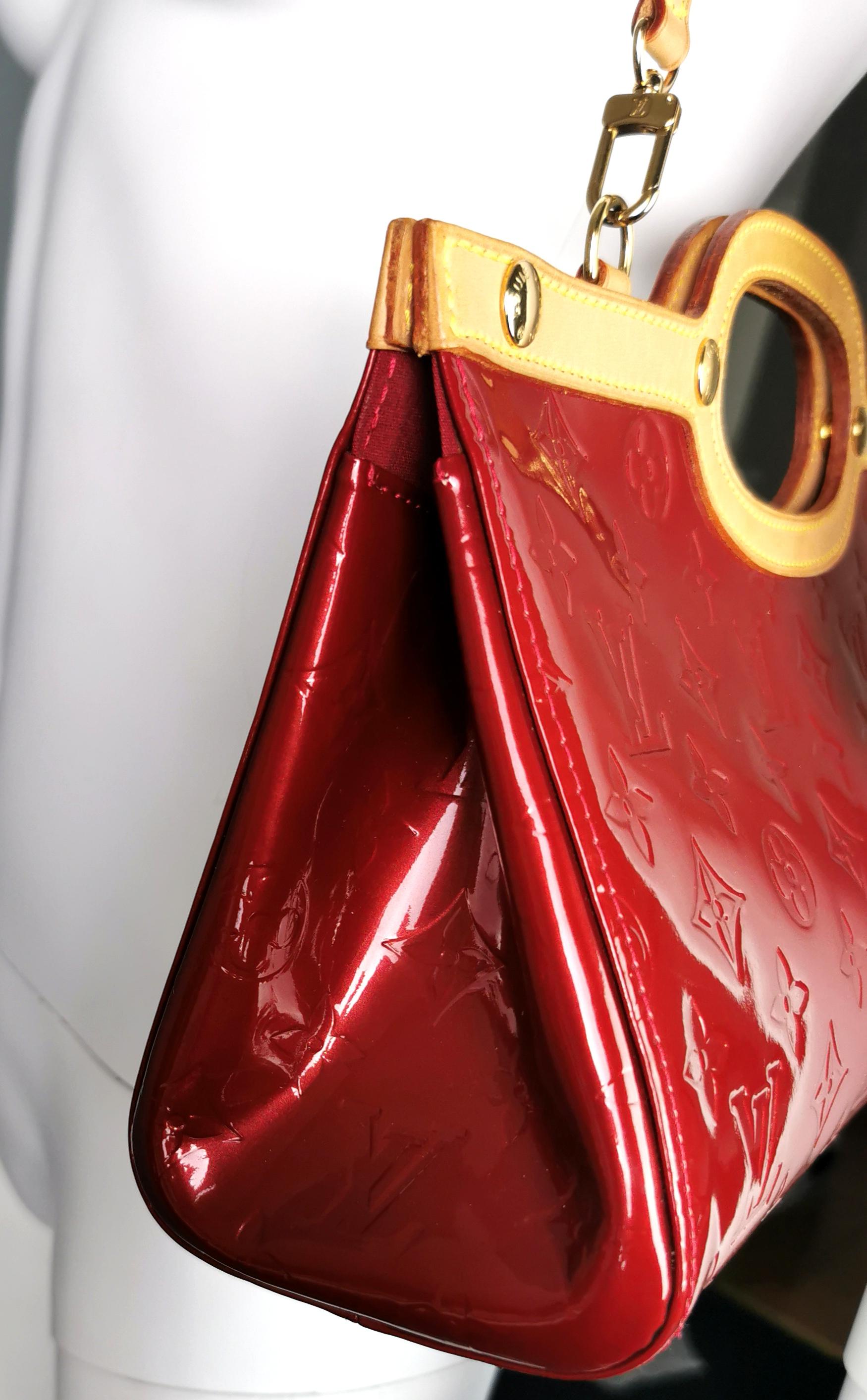 Louis Vuitton monogram Roxbury Drive handbag, Pomme D'amour, Red Vernis leather 10