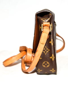 Louis Vuitton Monogram Saint Cloud Shoulder/Crossover Bag