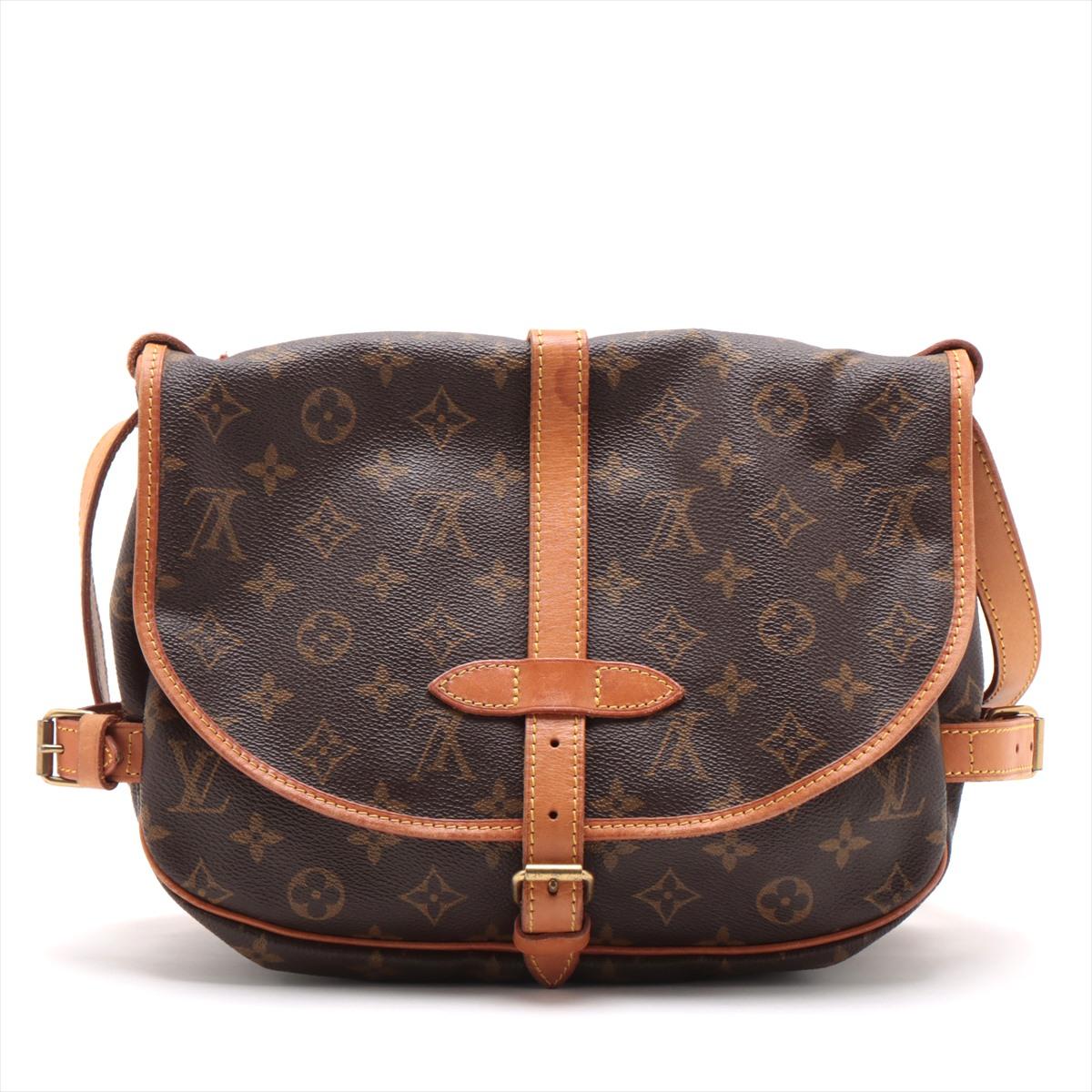 Louis Vuitton Monogram Saumur 30 In Good Condition For Sale In Indianapolis, IN