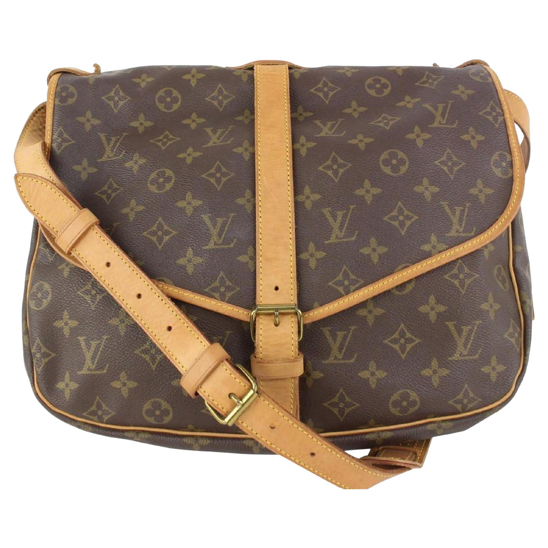 90's LOUIS VUITTON Saumur 35 Authentic Vintage Monogram Crossbody Messenger  Bag