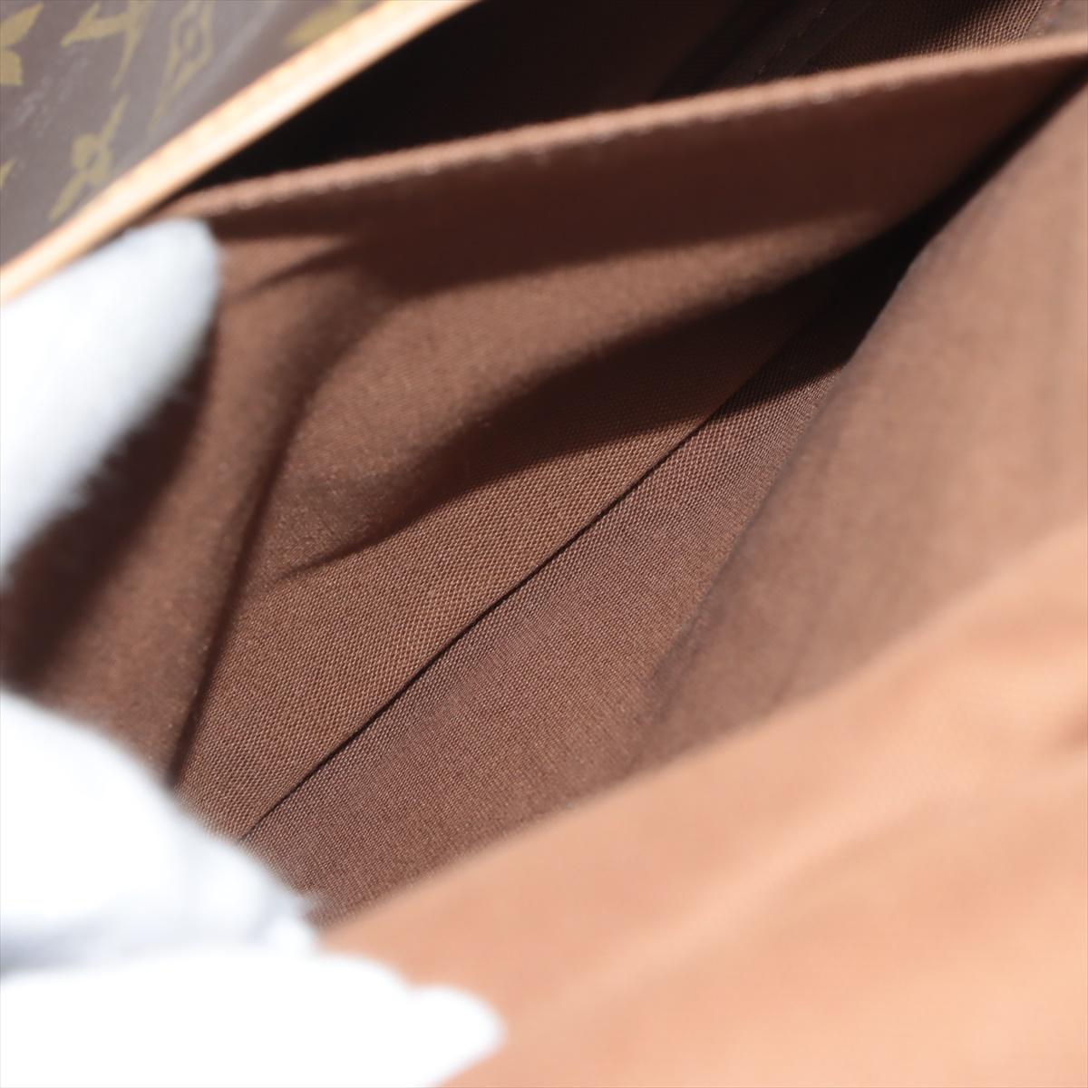 Louis Vuitton Monogram Saumur 43 5