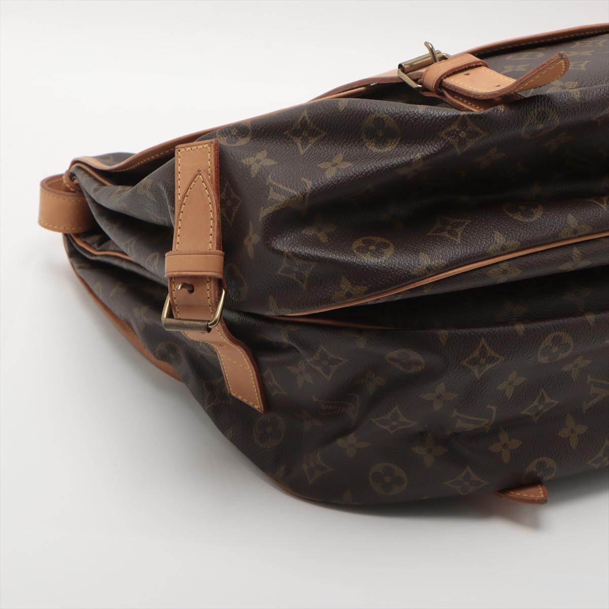 Women's Louis Vuitton Monogram Saumur 43