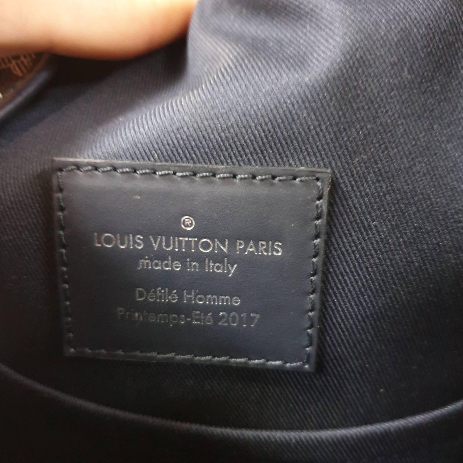 Louis Vuitton  Monogram Savanna Elephant Chapman Brothers Shoulder Bag For Sale 1