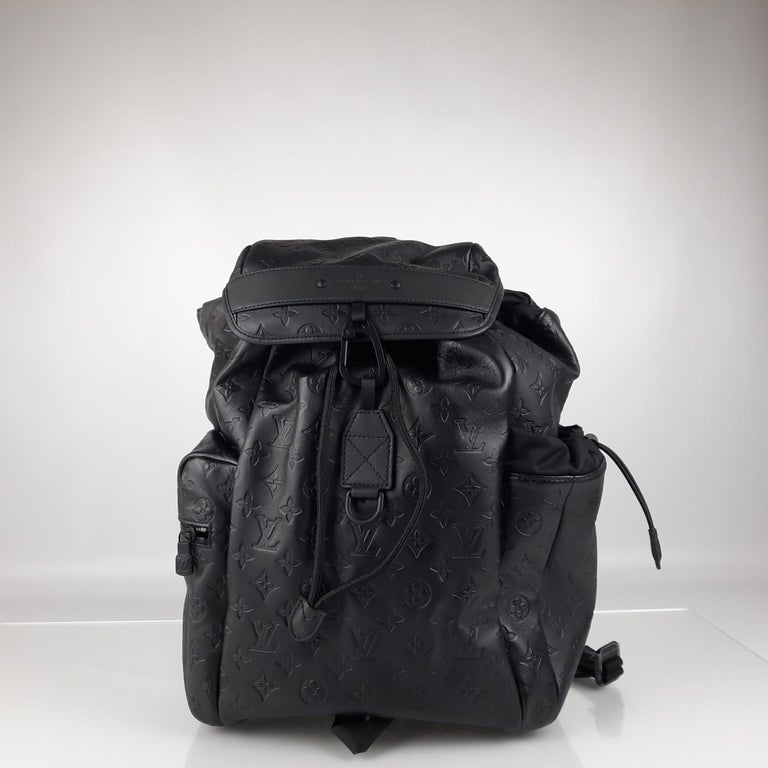 LOUIS VUITTON Calfskin Monogram Shadow Discovery Backpack Black