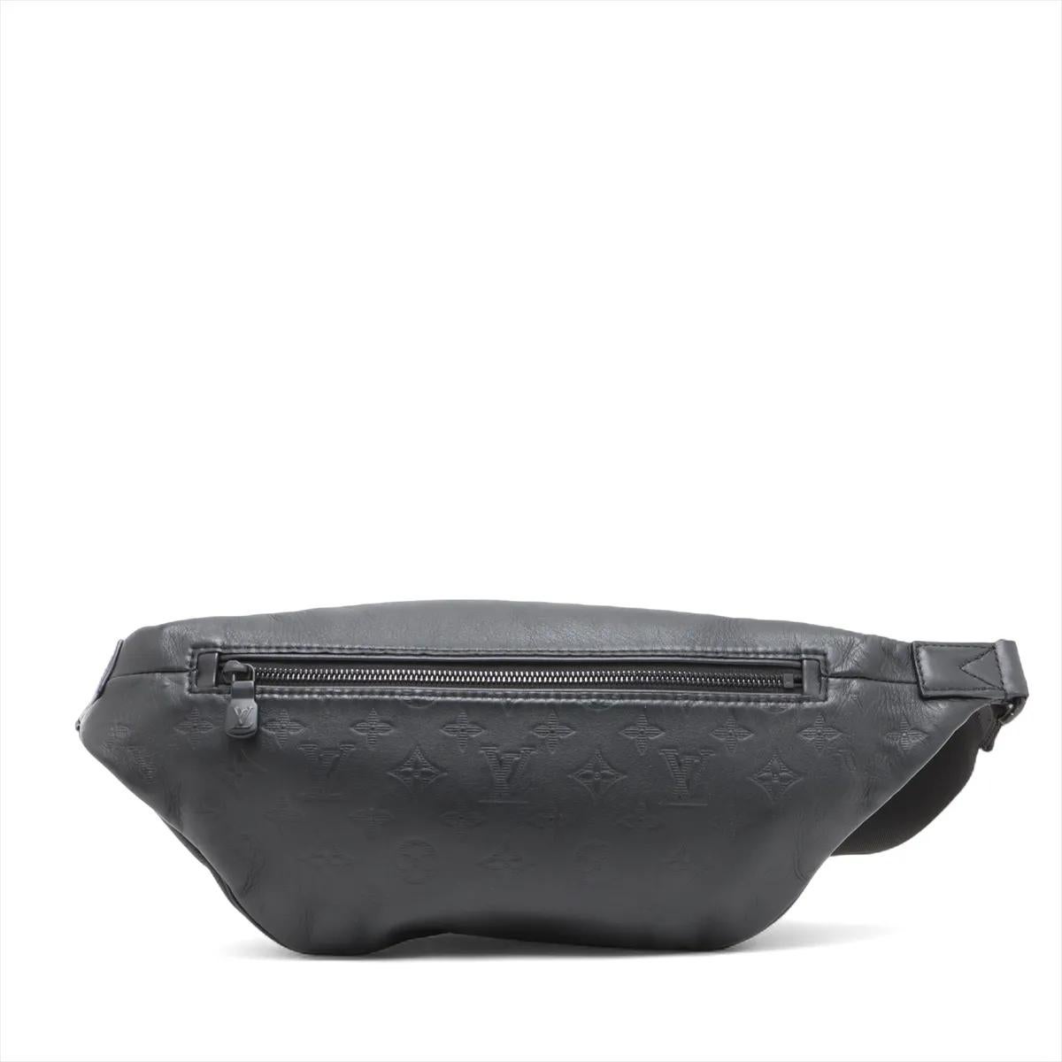 Nero Louis Vuitton Monogram Shadow Discovery Bum Bag PM in vendita