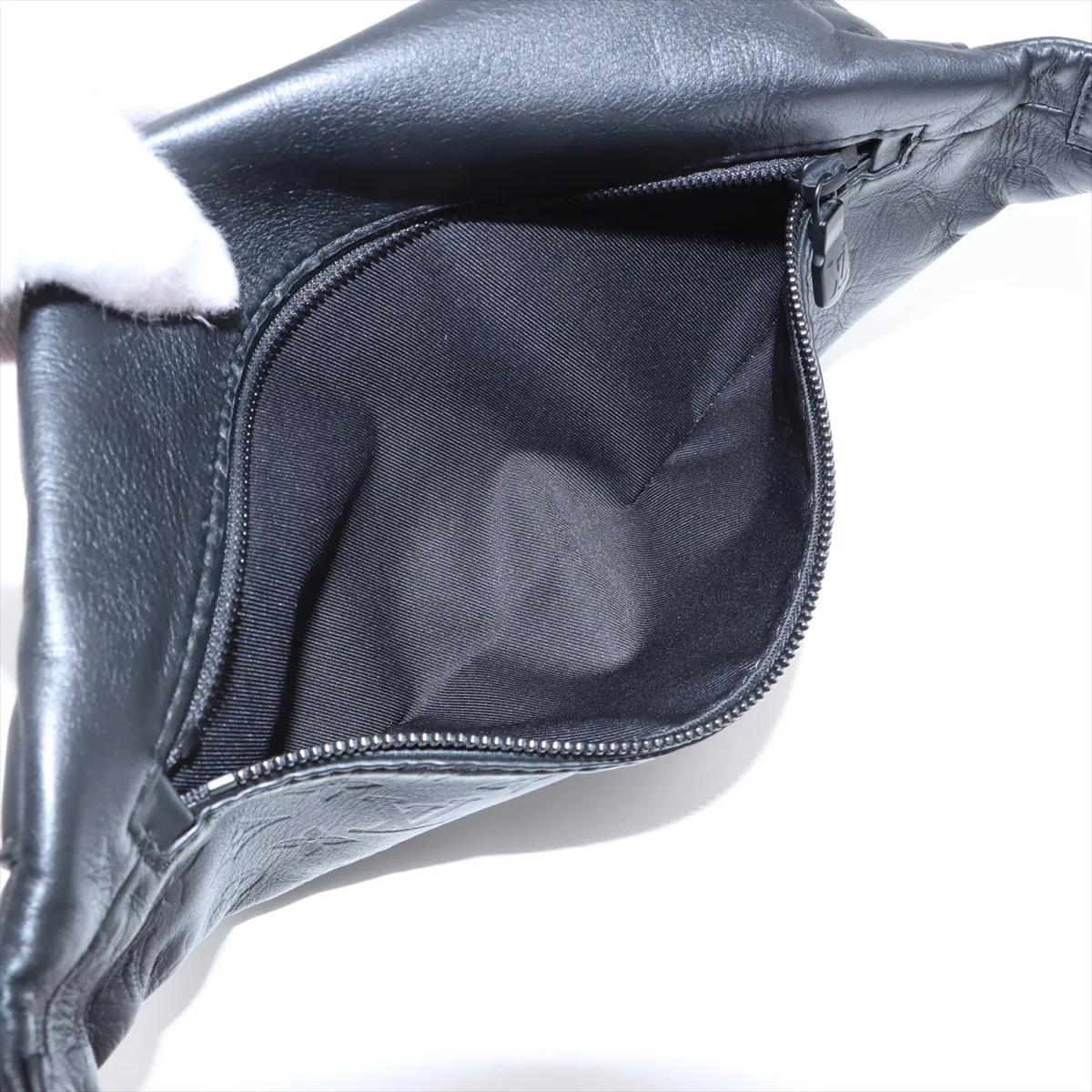 Louis Vuitton Monogram Shadow Discovery Bum Bag PM in vendita 3