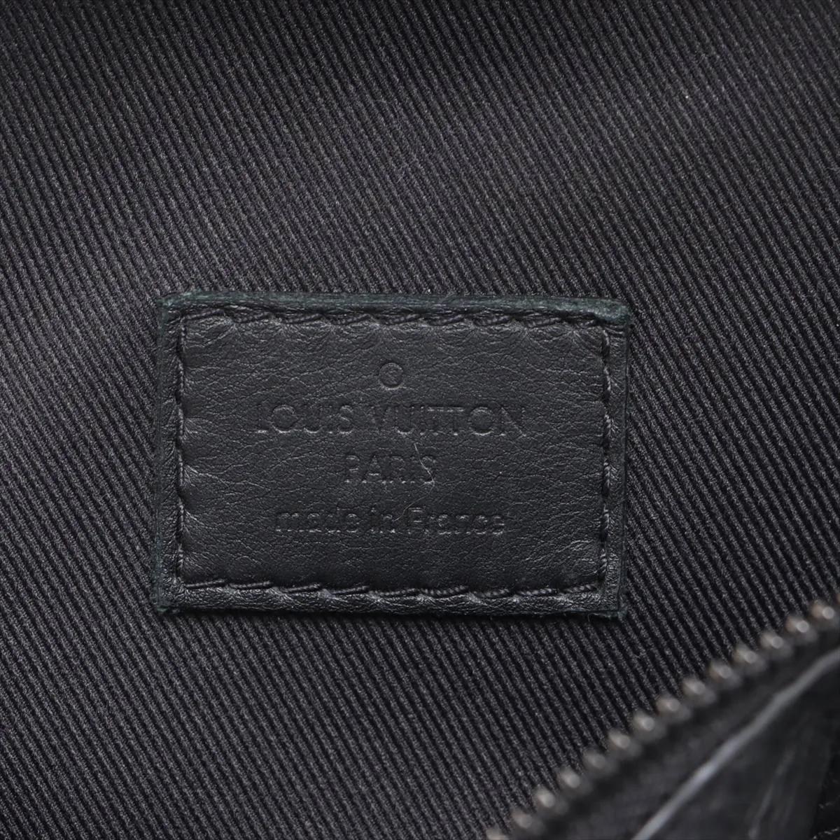 Louis Vuitton Monogram Shadow Discovery Bum Bag PM in vendita 4