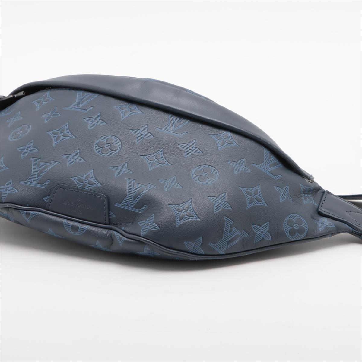 Louis Vuitton Monogram Shadow Discovery Bumbag PM Blau * PREORDER * Damen im Angebot
