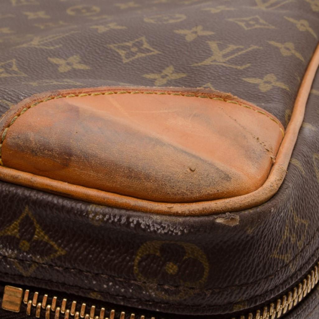 Louis Vuitton Monogram Sirius 70 2