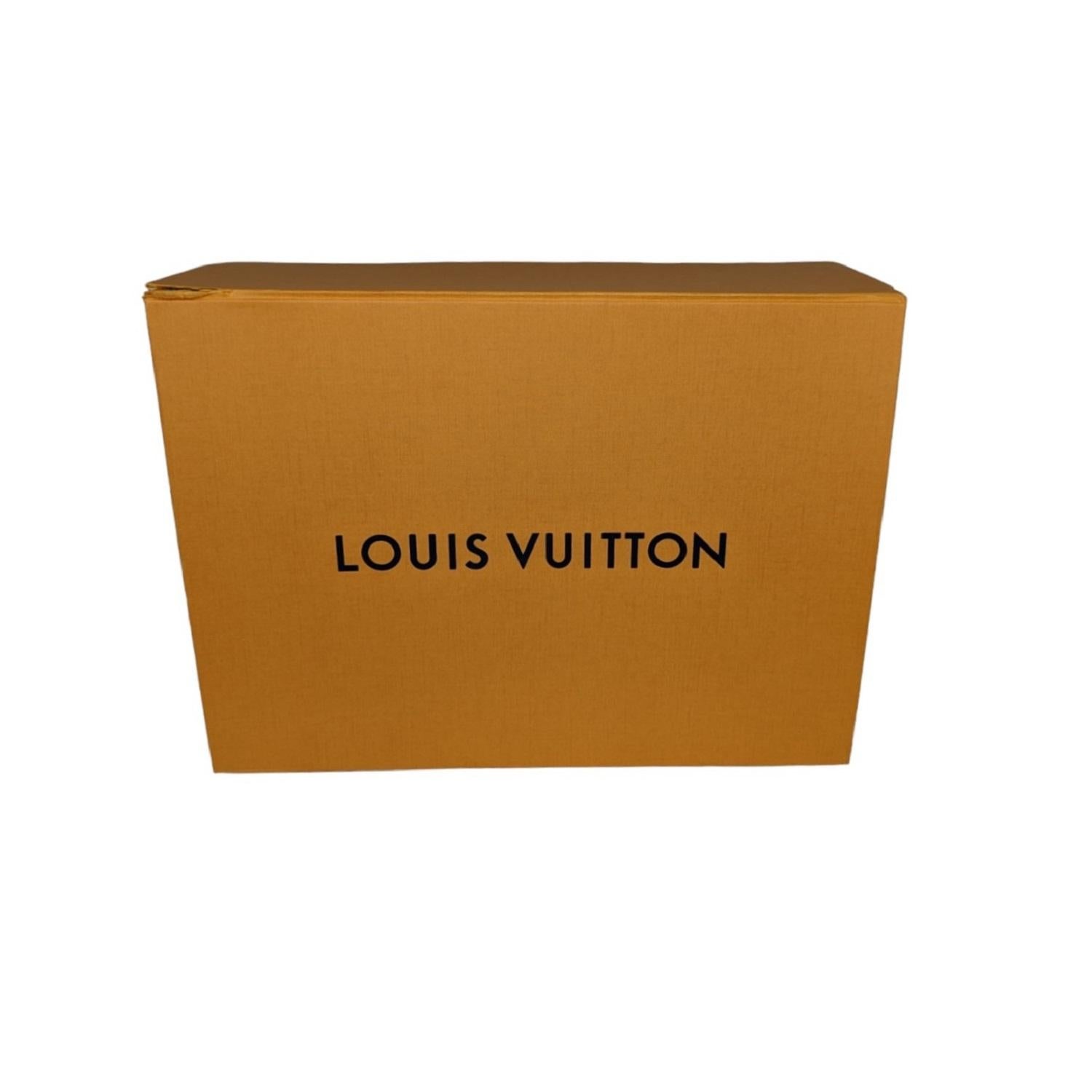 Louis Vuitton - Malle à monogrammes Solar Ray Soft en vente 2