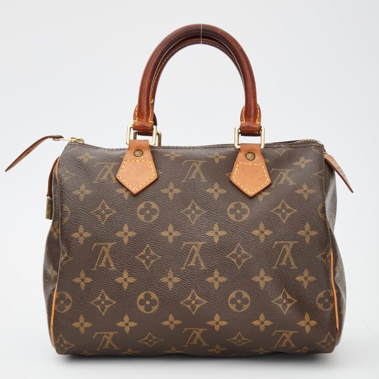 Sold at Auction: Louis Vuitton Vintage Red Epi Leather Speedy 25