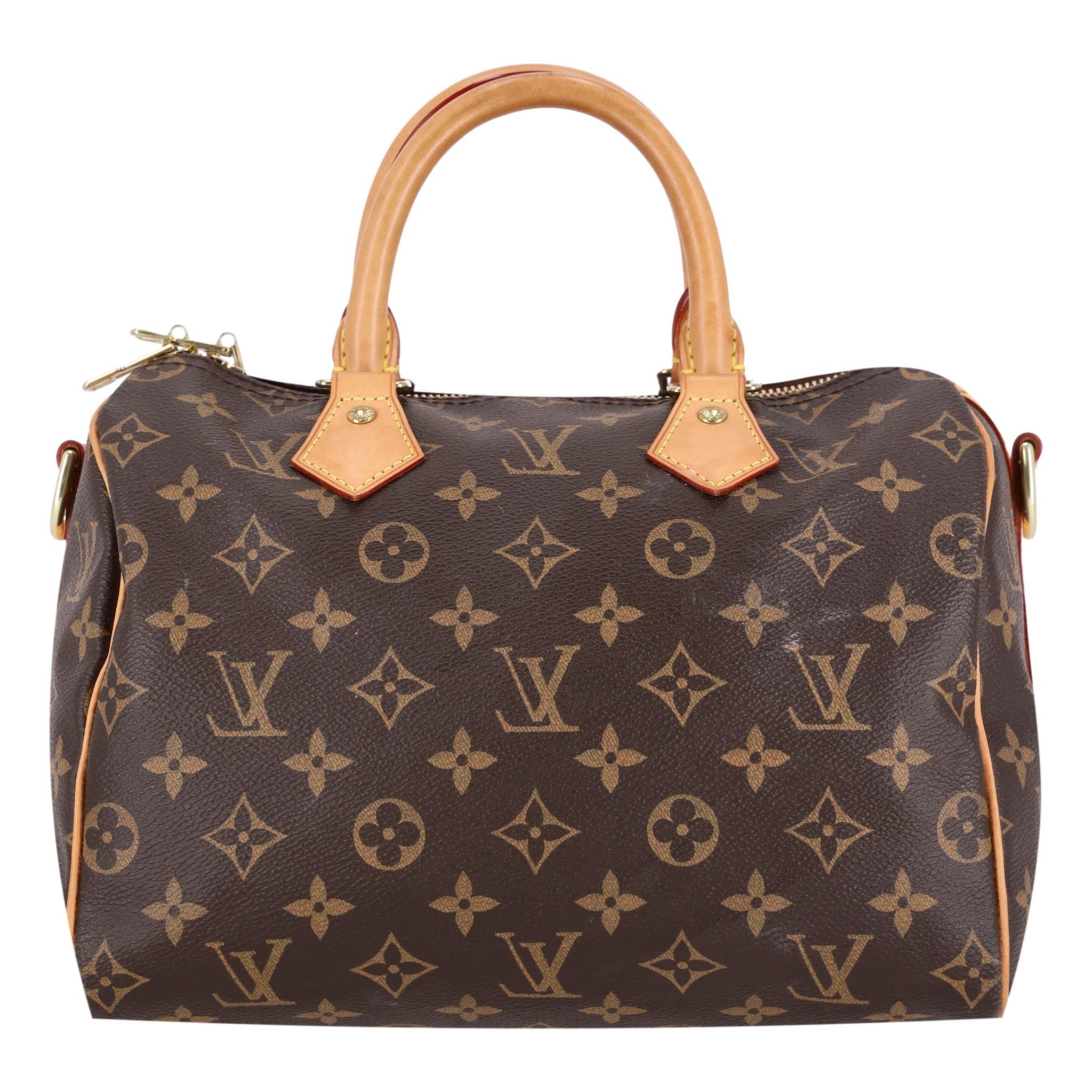 Louis Vuitton Monogram Speedy 25 Coated Canvas Handbag In Good Condition In London, GB
