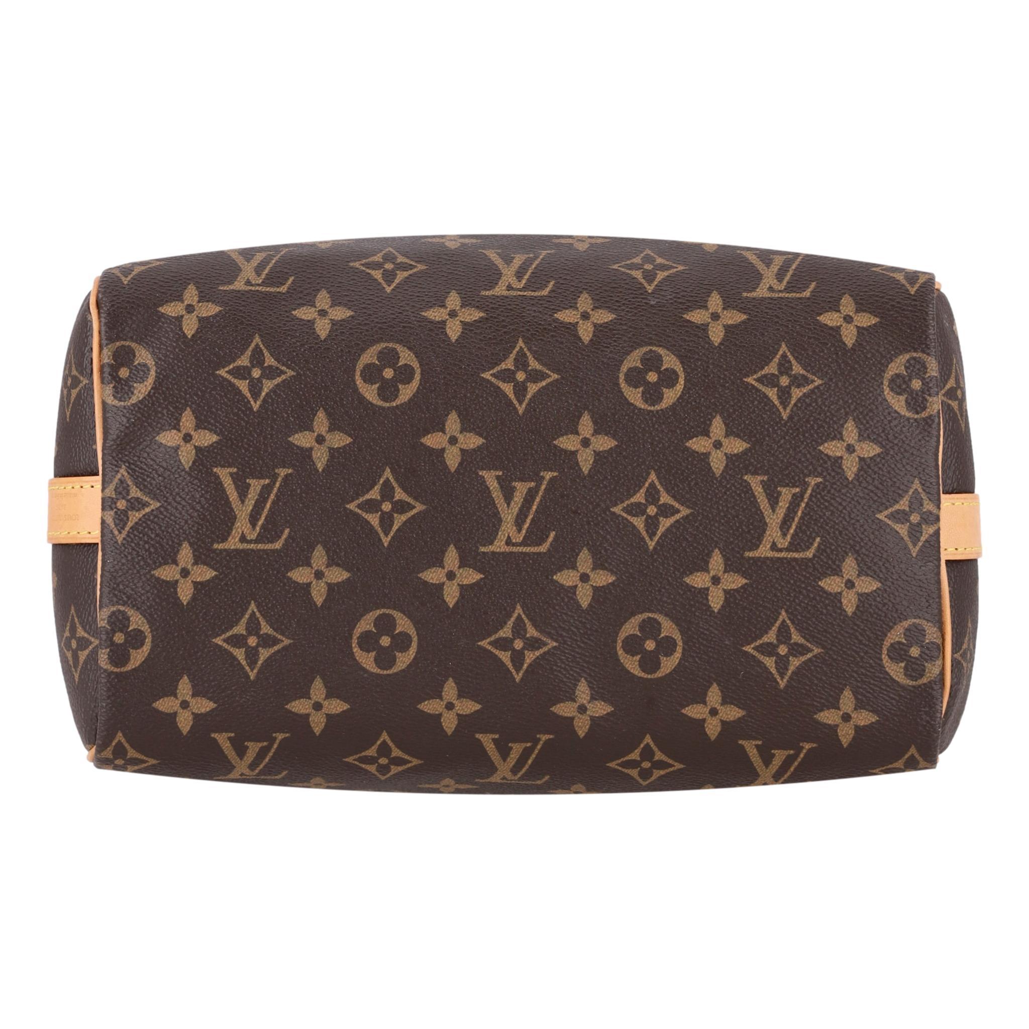 Women's Louis Vuitton Monogram Speedy 25 Coated Canvas Handbag