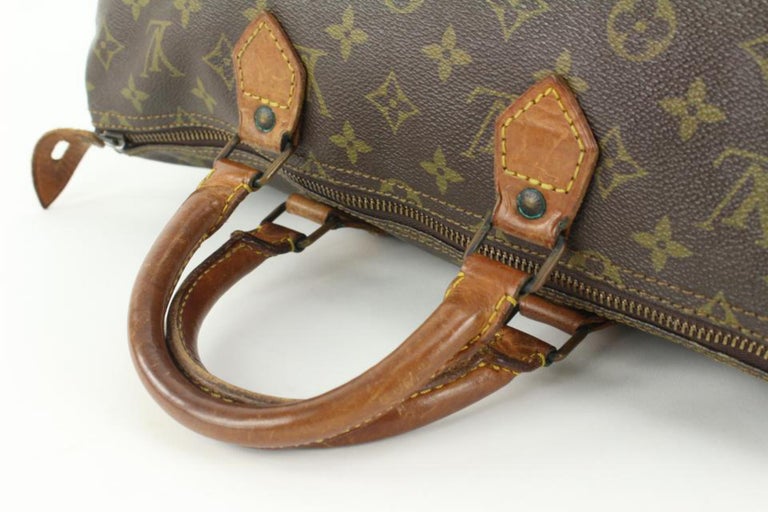 Louis Vuitton Taiga Porte Document Rosen Bag Shoulder Grizzly Brown Men's  For Sale at 1stDibs