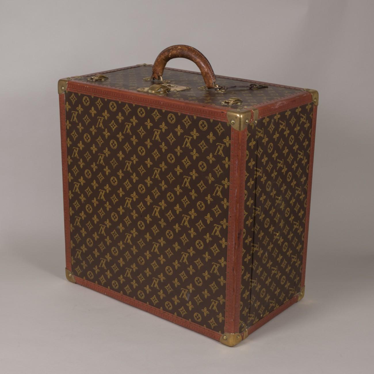 lv hard trunk