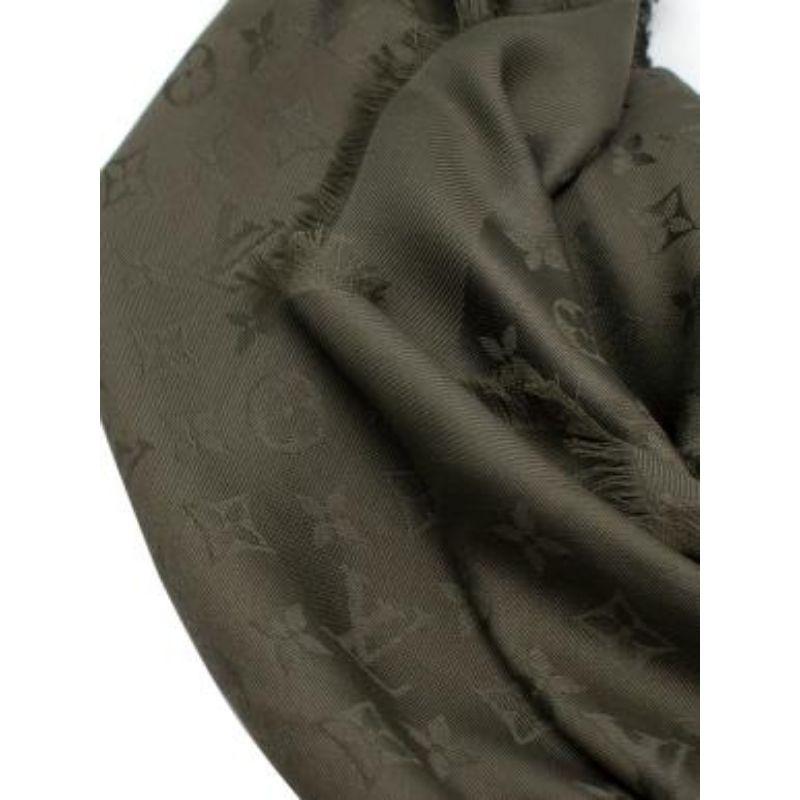 Louis Vuitton Monogram Steppe Silk & Wool Scarf For Sale 6