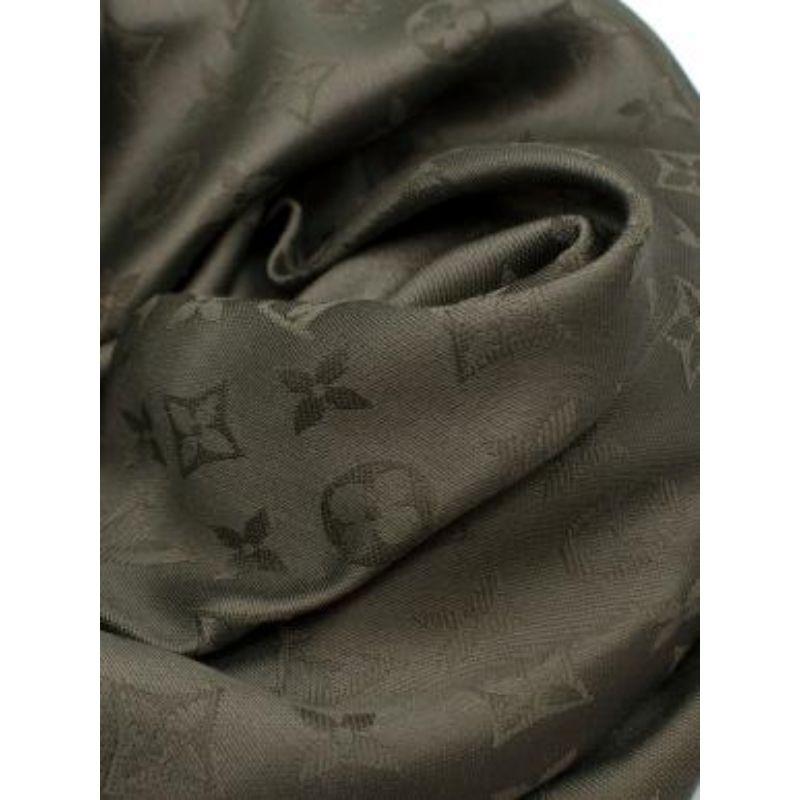 Women's Louis Vuitton Monogram Steppe Silk & Wool Scarf For Sale