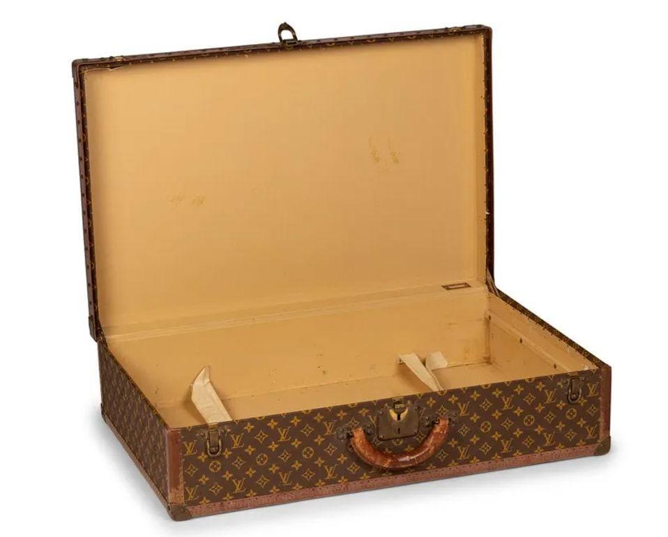 Louis Vuitton Monogram Suitcase / Luggage or Trunk, Alzer 80, Mid 20th Century In Fair Condition For Sale In Stamford, CT