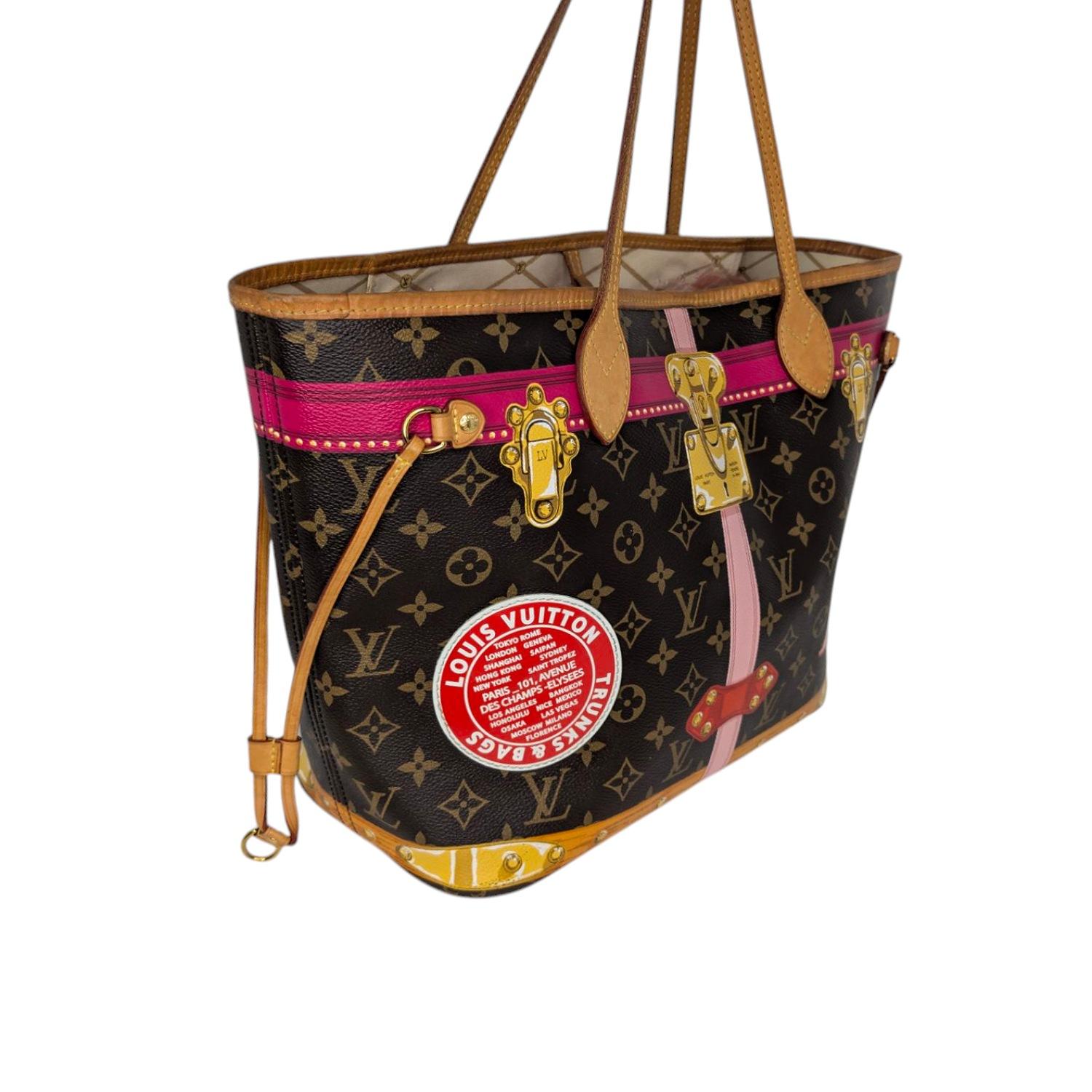 From the 2018 Collection by Nicolas Ghesquière; Louis Vuitton Monogram Summer Trunks Neverfull MM Tote. This stylish handbag is crafted of Louis Vuitton signature monogram canvas with a print of a Louis Vuitton luggage trunk with a red Louis Vuitton