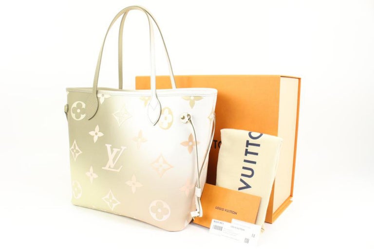Louis Vuitton Khaki & White Monogram Giant Neverfull MM