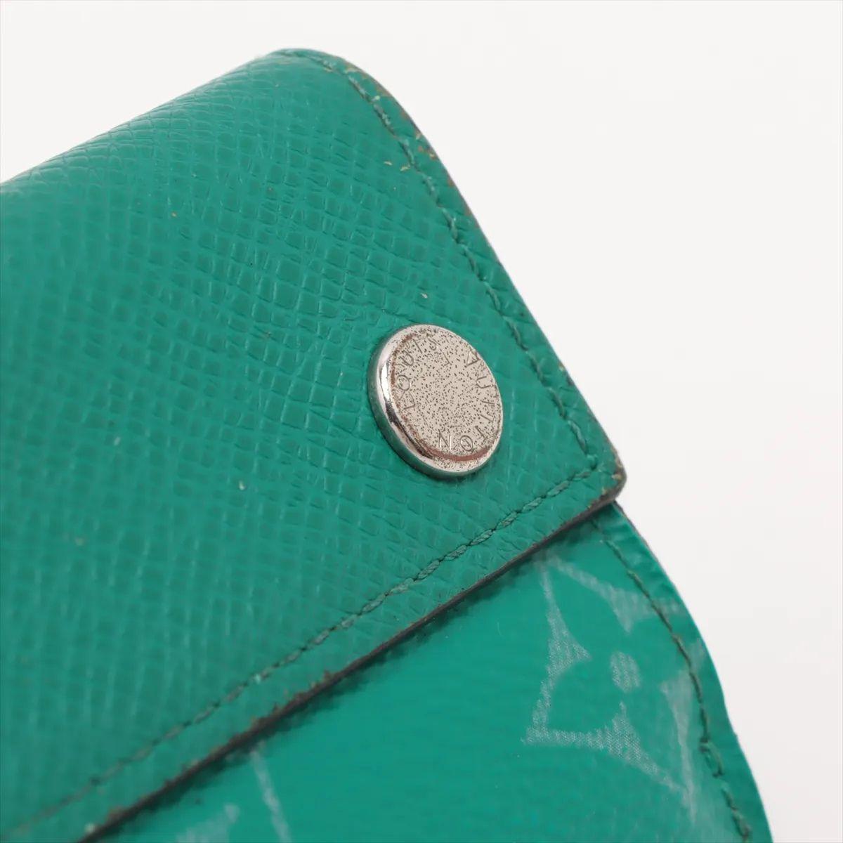 Louis Vuitton Monogram Taigarama Entdeckung kompakte Brieftasche Grün im Angebot 6