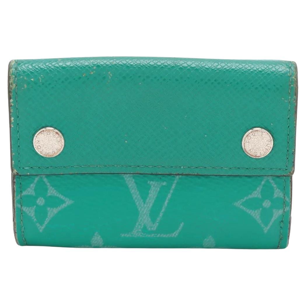 Louis Vuitton Monogram Taigarama Entdeckung kompakte Brieftasche Grün im Angebot