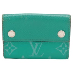 Louis Vuitton Monogram Taigarama Entdeckung kompakte Brieftasche Grün