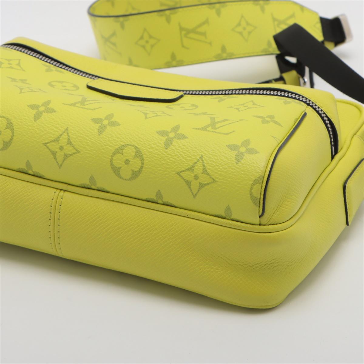Women's Louis Vuitton Monogram Taigarama Outdoor Messenger PM Yellow For Sale