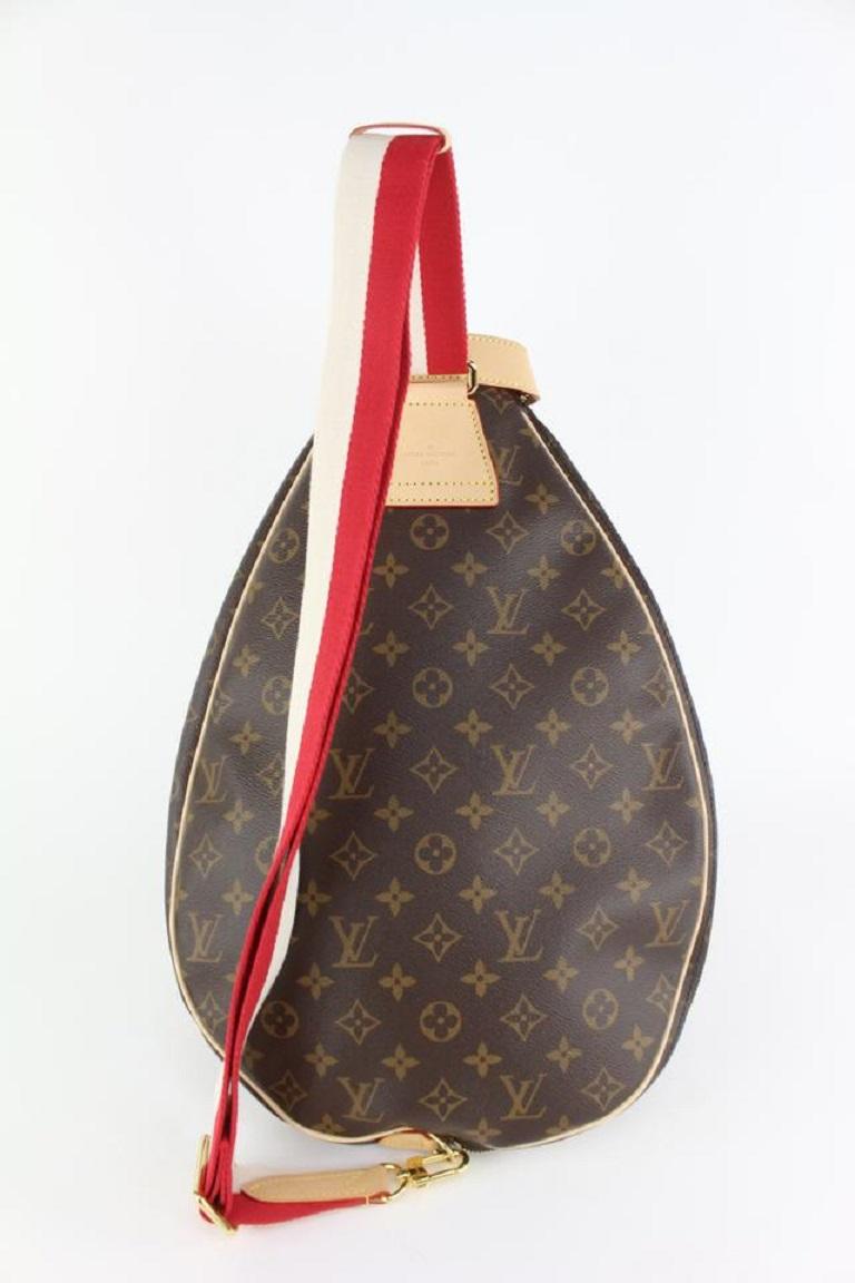 Louis Vuitton Monogram Tennis Racket Cover with 3 Ball Set 106lv18 In New Condition In Dix hills, NY