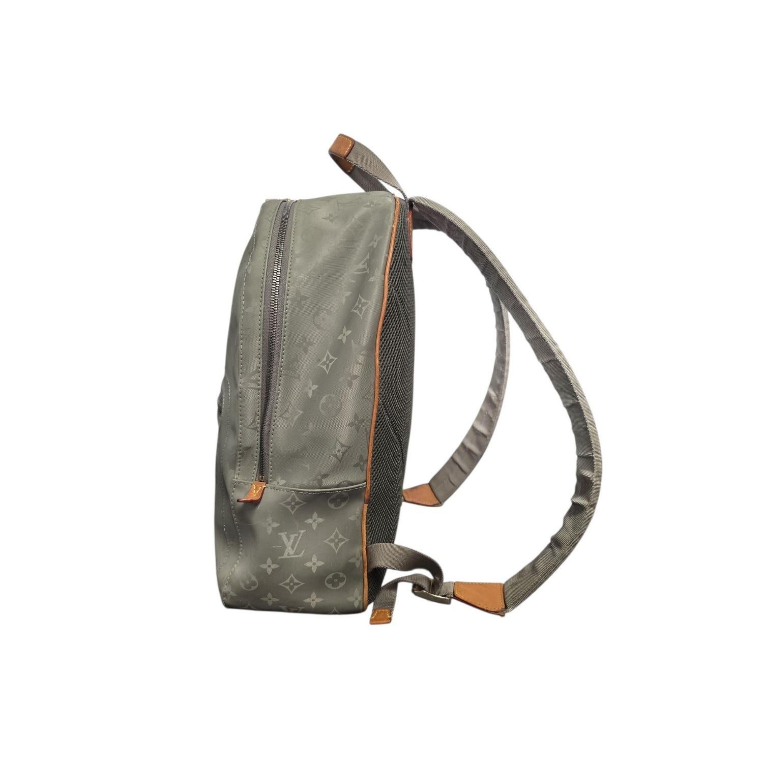 Louis Vuitton Monogram Titanium Backpack PM Bon état - En vente à Scottsdale, AZ