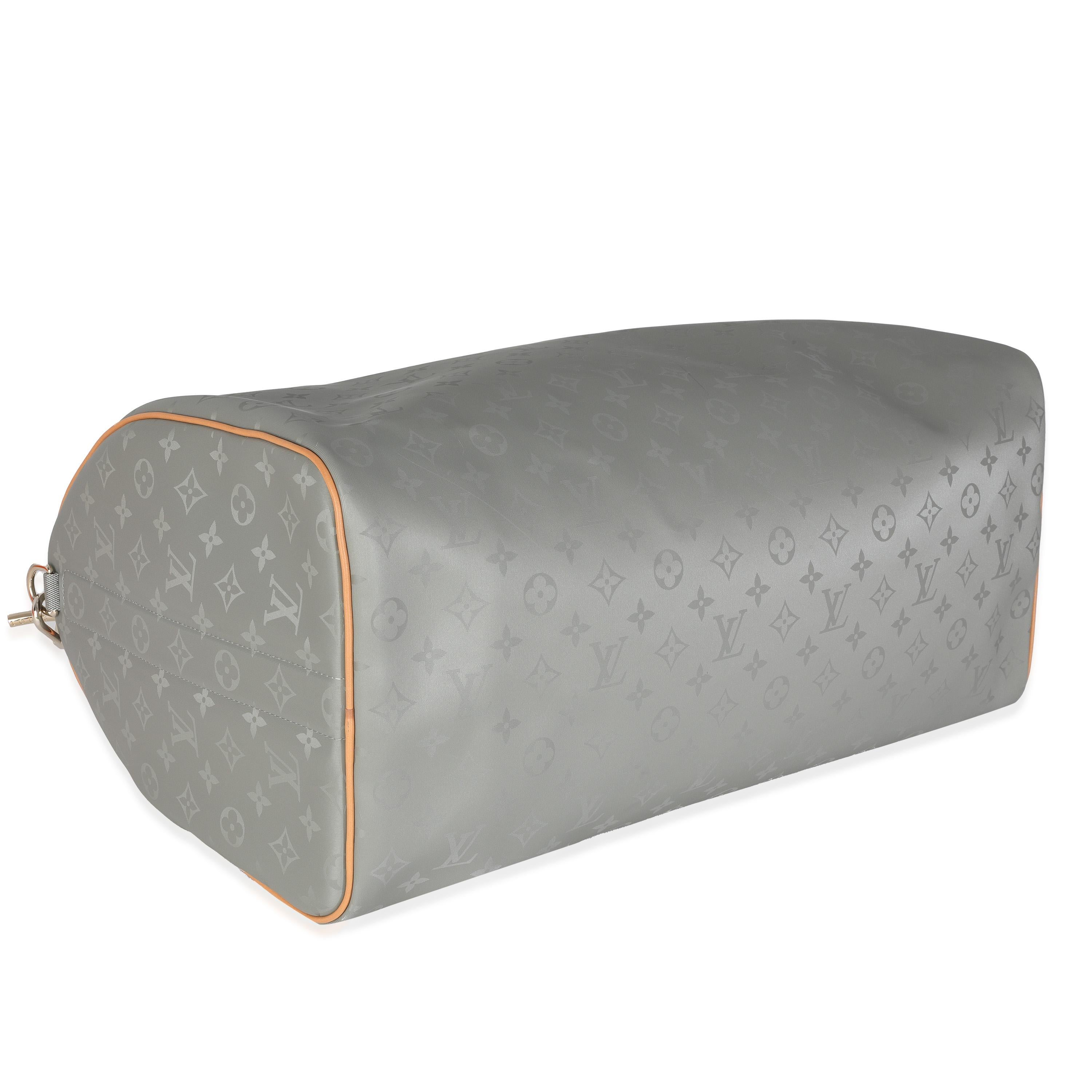 Louis Vuitton Monograma Titanio Keepall Bandolera 50 en venta 1