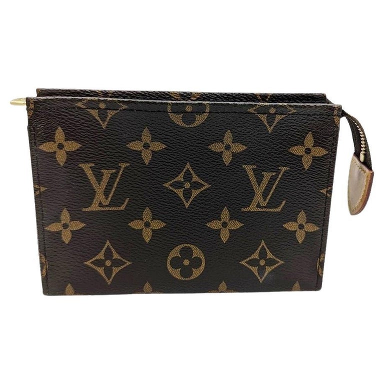 Louis Vuitton Monogram Toiletry 15 Etui Kosmetikkoffer im Angebot