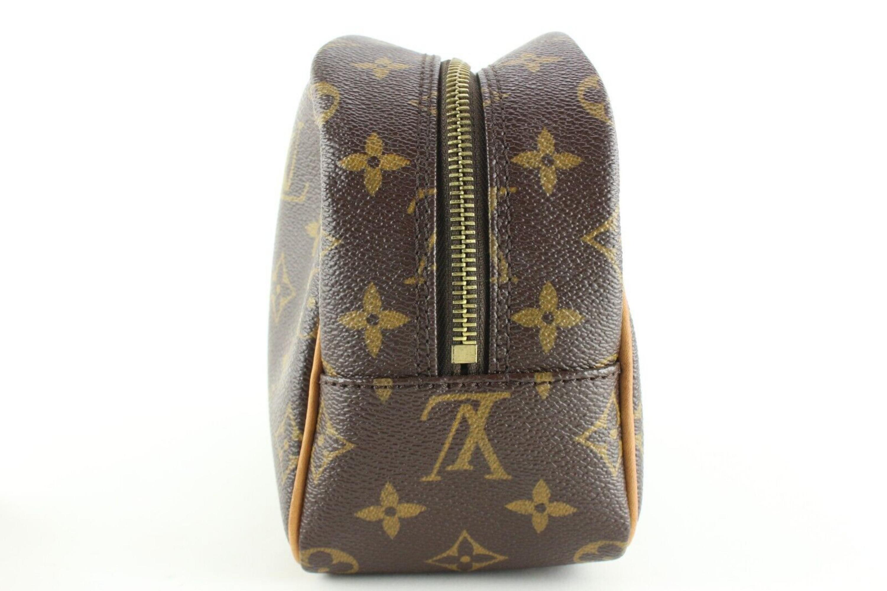 Louis Vuitton Monogram Toiletry 25 Trousse NM Cosmetic Pouch 6LV0123 In Good Condition For Sale In Dix hills, NY