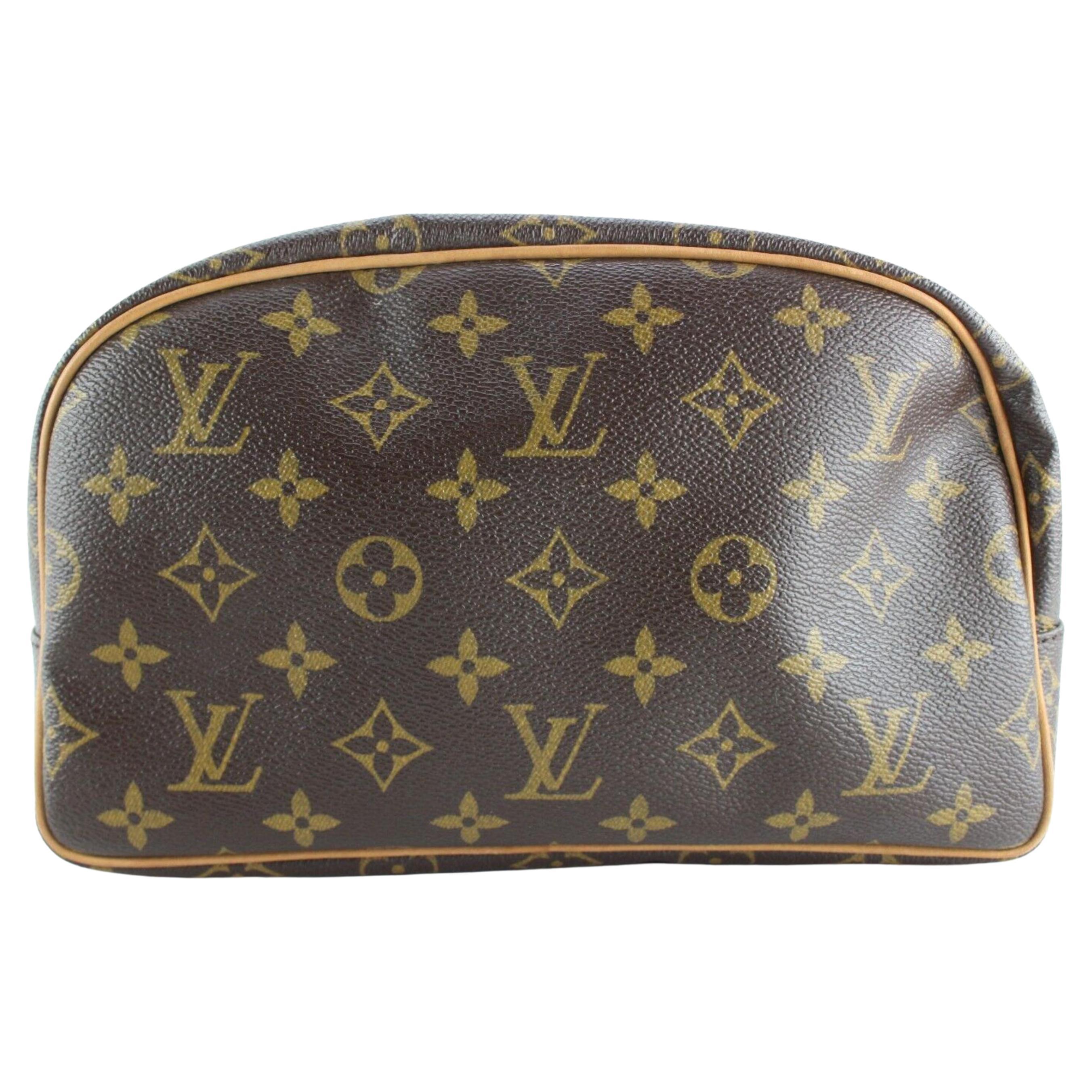 Louis Vuitton Monogram Toiletry 25 Trousse NM Cosmetic Pouch 6LV0123 For Sale