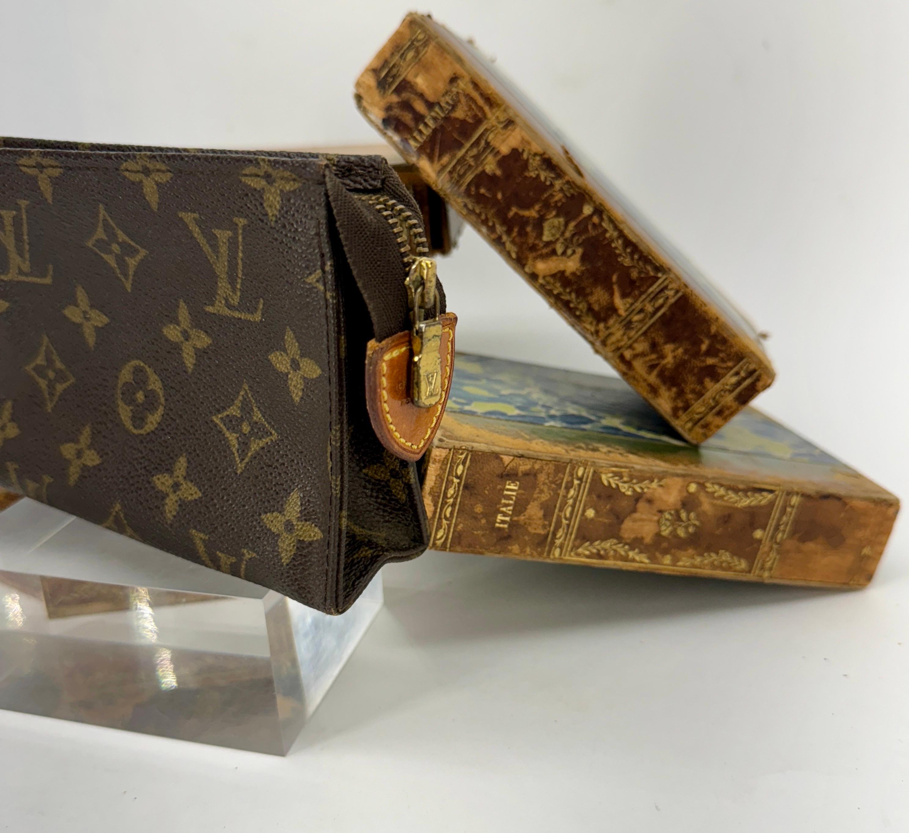 Hand-Crafted Louis Vuitton Monogram Toiletry Bag Pochette Pouch 15 For Sale