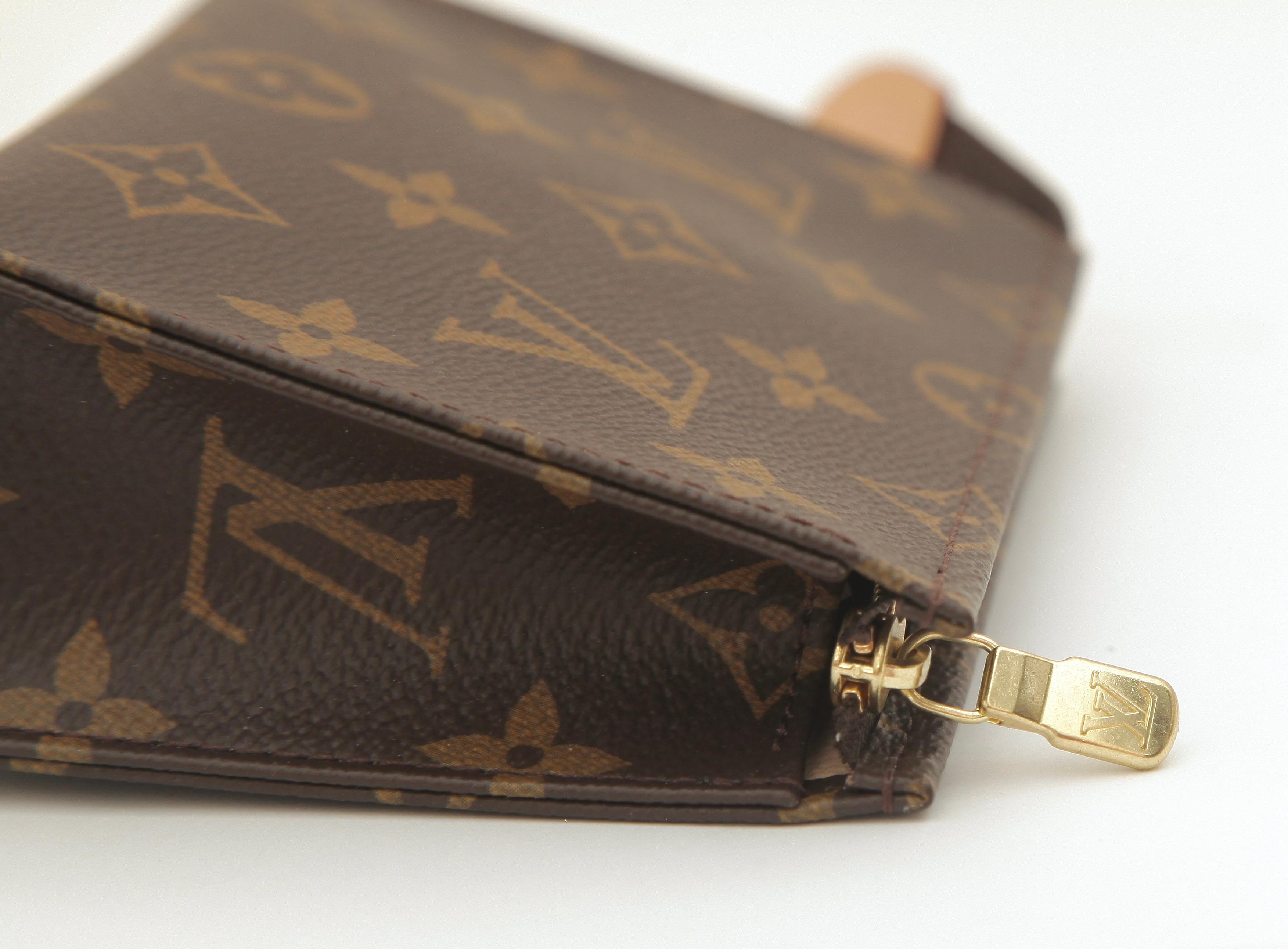 LOUIS VUITTON Monogram Toiletry Pouch 15 Canvas Case Bag Zipper Vachetta Leather 4