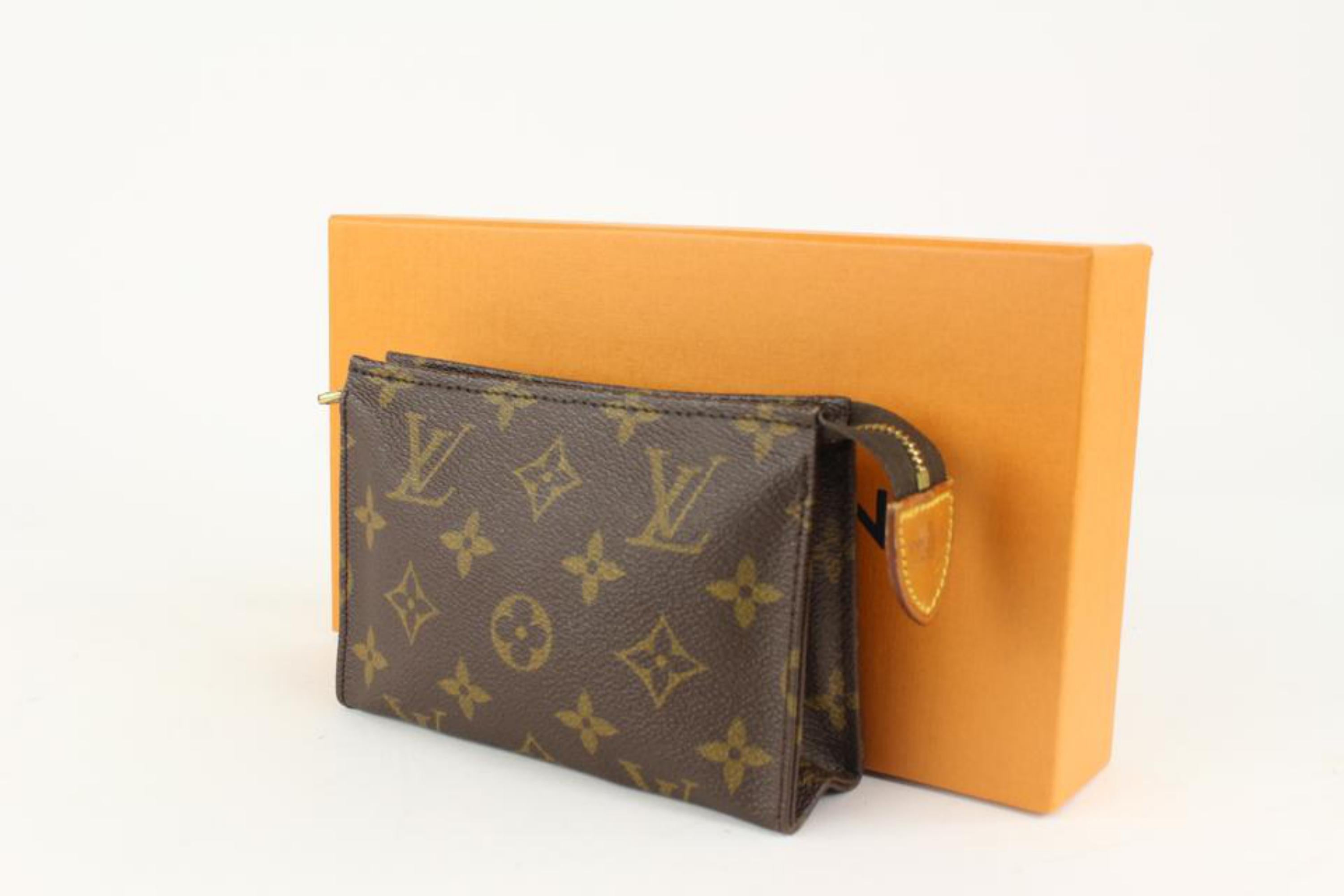 Louis Vuitton Monogram Toiletry Pouch 15 Poche Toilette 0LV323L
Date Code/Serial Number: 884 TH
Made In: France
Measurements: Length:  5.75
