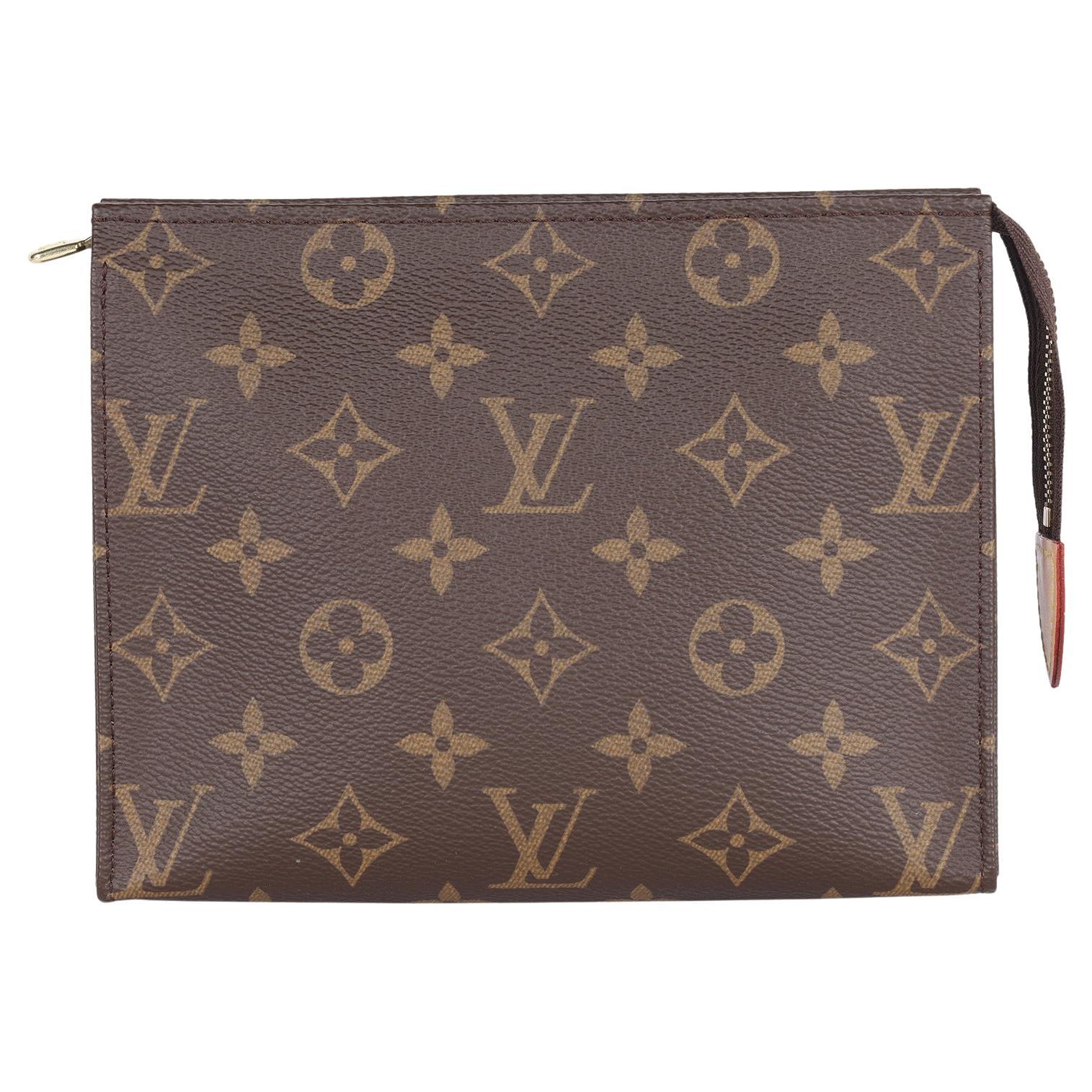 LOUIS VUITTON Trousse de toilette Monogram 19 Brown en vente