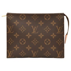 Used LOUIS VUITTON Monogram Toiletry Pouch 19 Canvas Case Bag Zipper Vachetta Leather