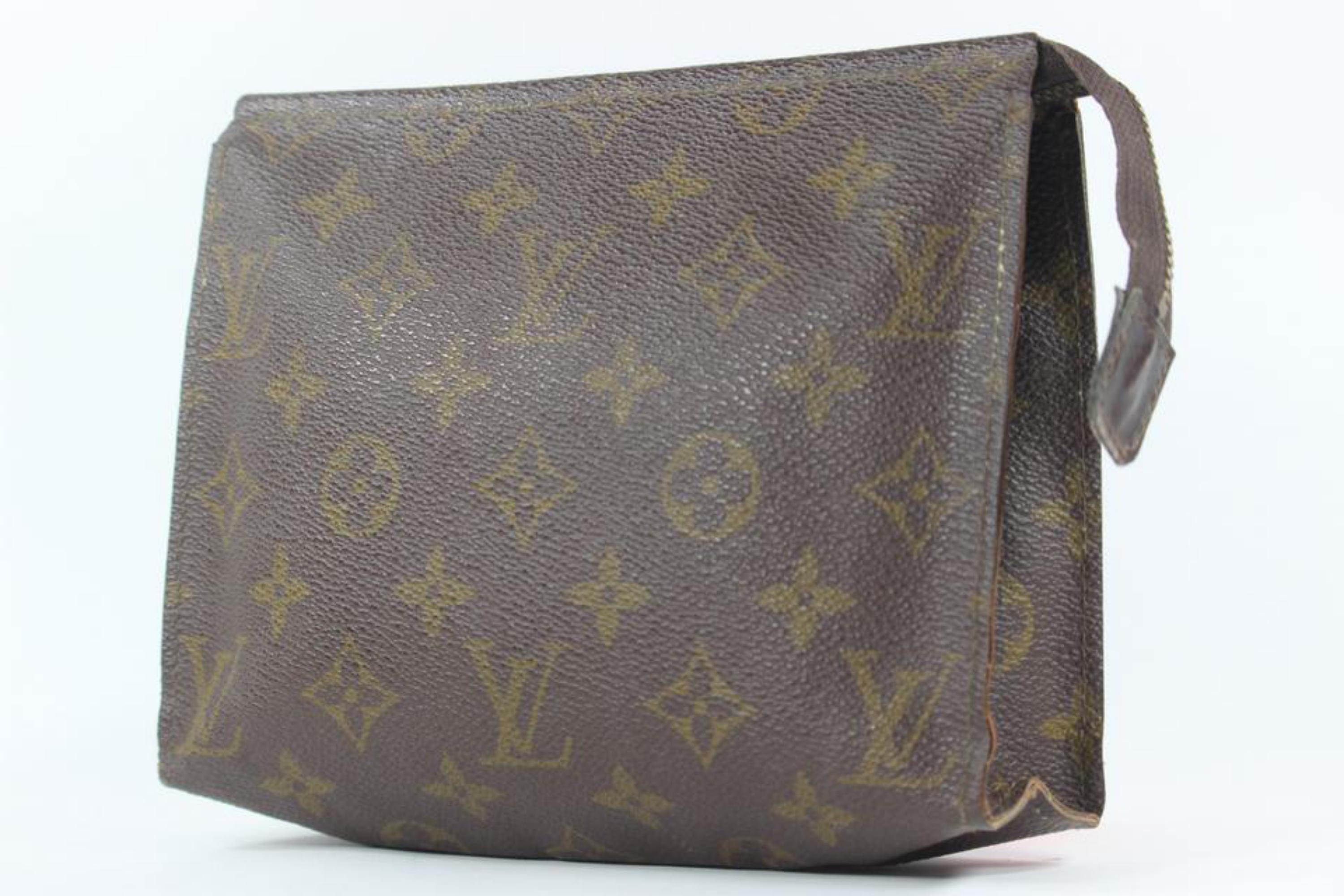 Louis Vuitton Monogram Toiletry Pouch 19 Poche Toilette 2LZ1026 7
