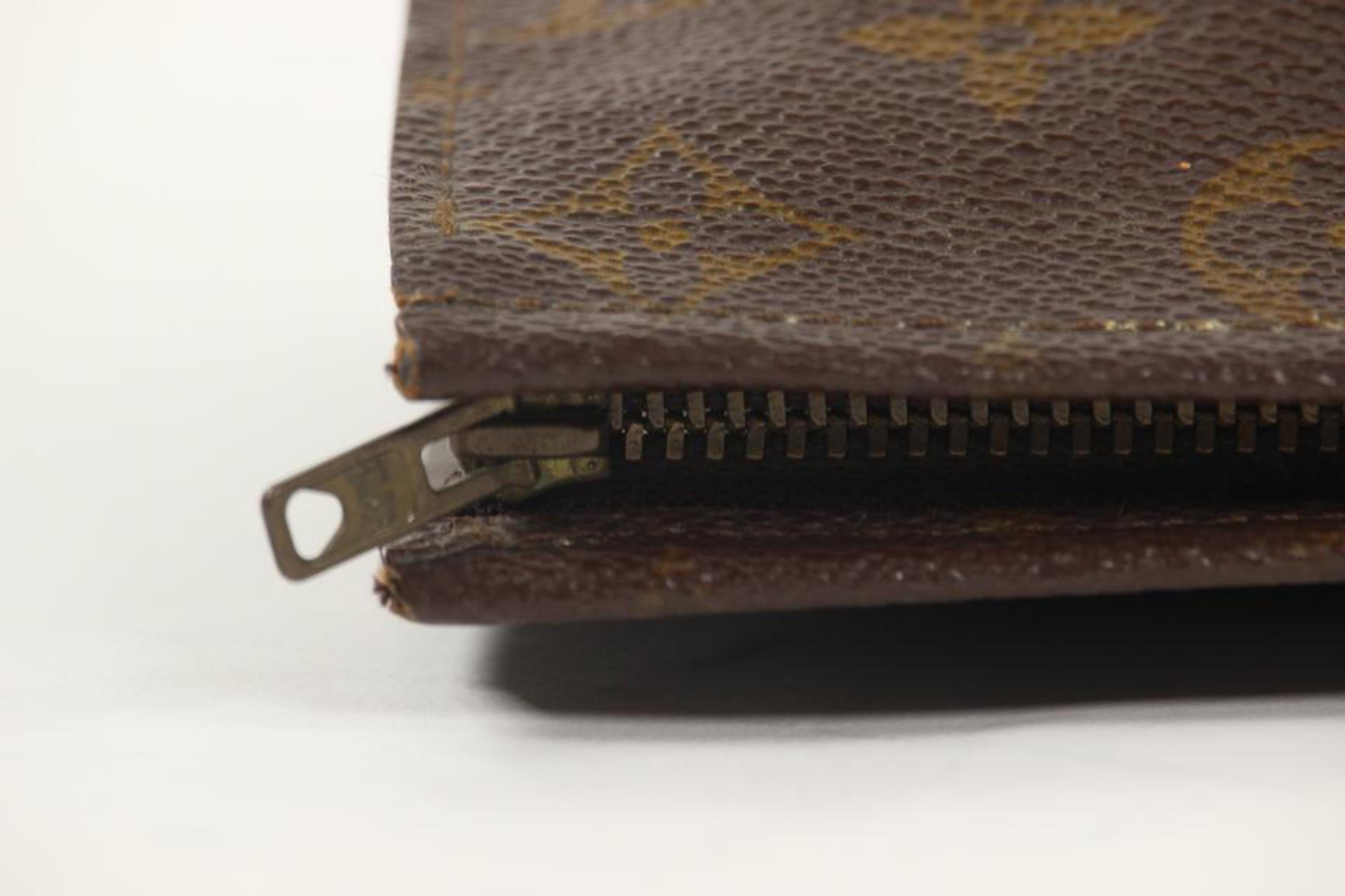 Women's Louis Vuitton Monogram Toiletry Pouch 19 Poche Toilette 2LZ1026