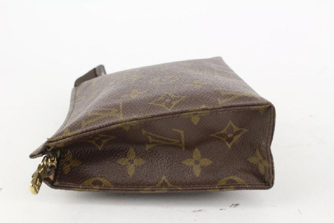 Louis Vuitton Monogram Toiletry Pouch 19 Poche Toilette 916lv86 3