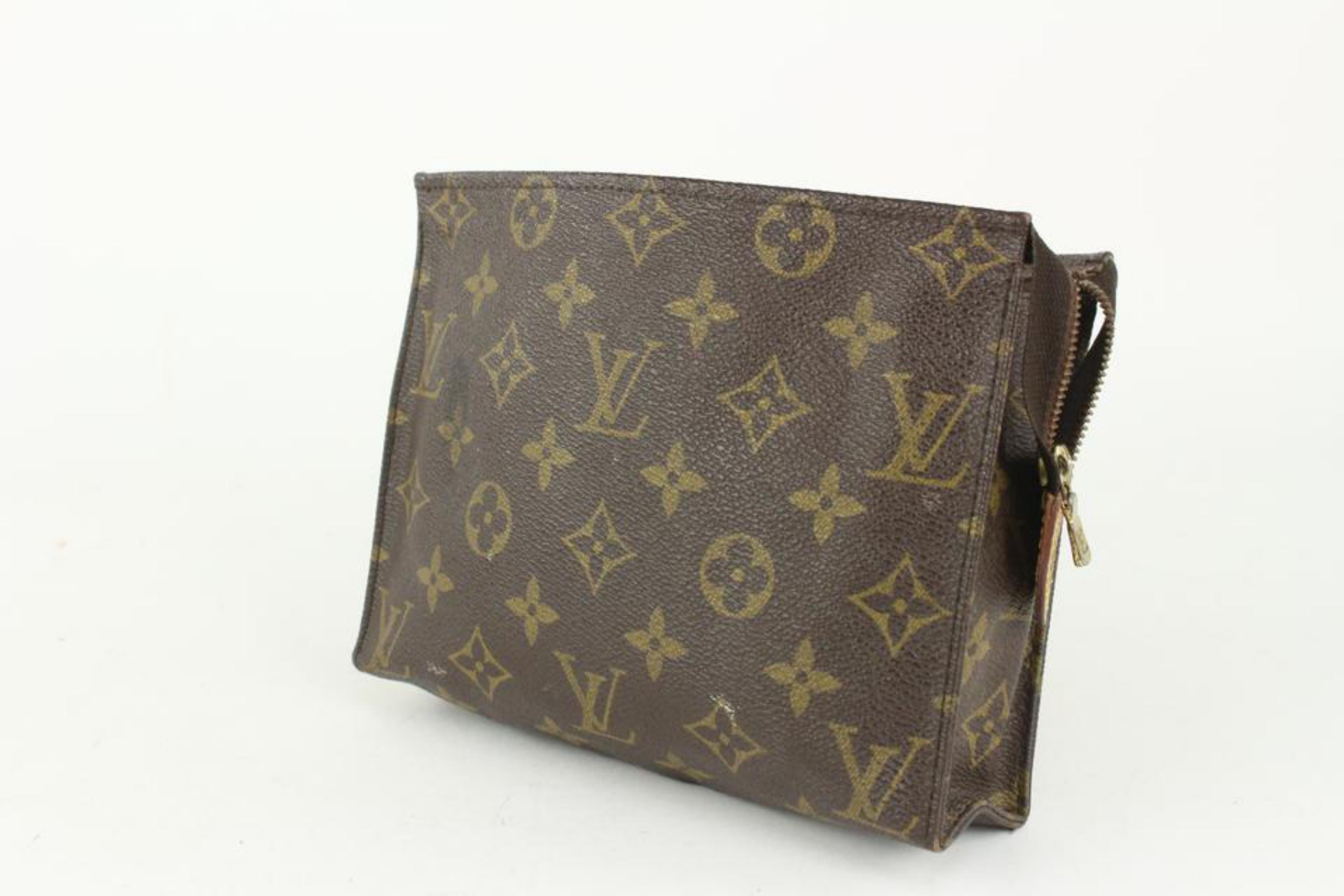 Louis Vuitton Monogram Toiletry Pouch 19 Poche Toilette Pochette 1025lv28 For Sale 7