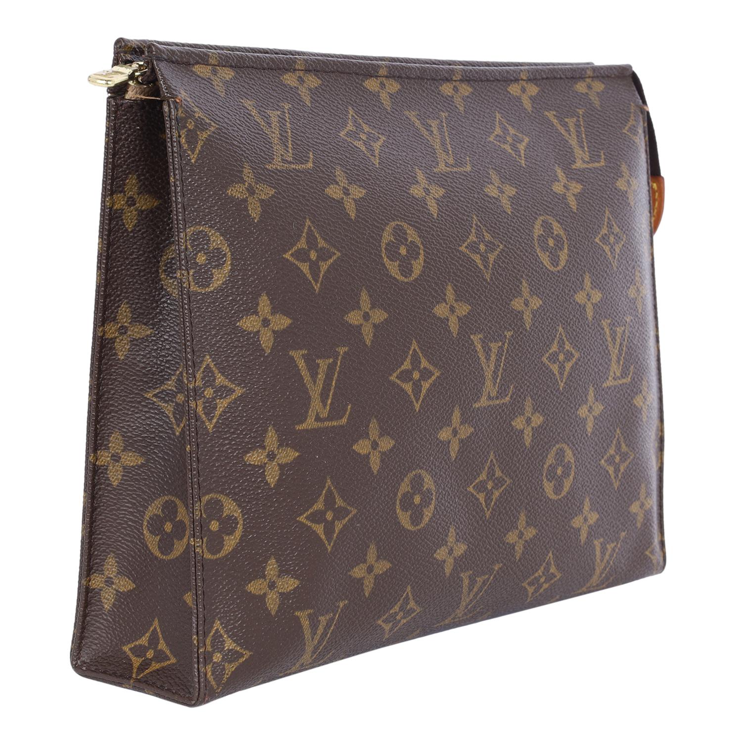 trousse maquillage lv